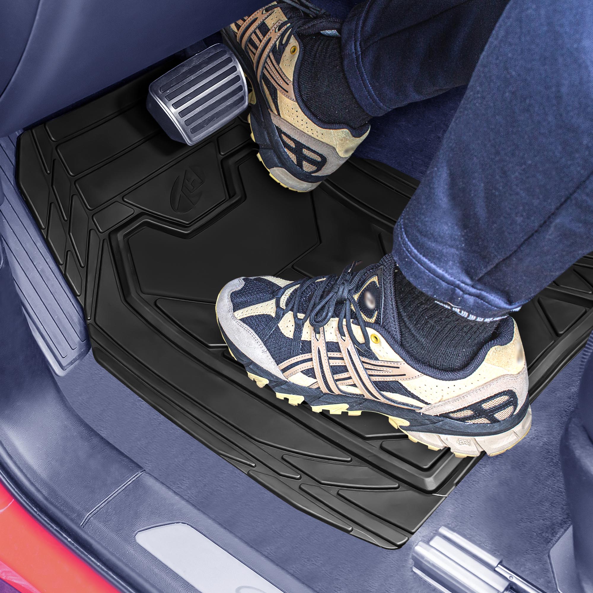 Bold Geometric Car Floor Mats - Full Set Black