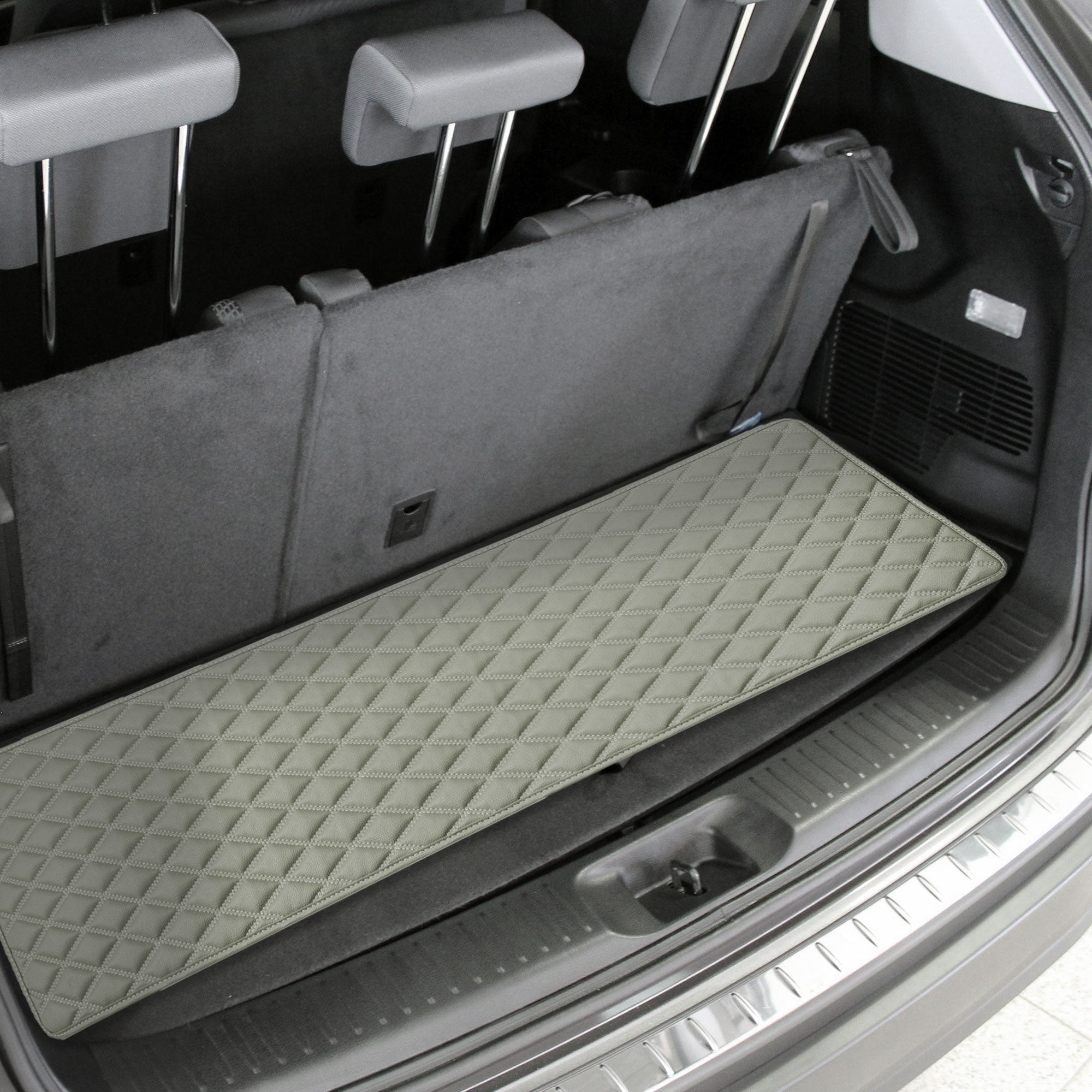 Deluxe Heavy-Duty Diamond Pattern Multi-Purpose Non-Slip Faux Leather Cargo Liner Gray, 14