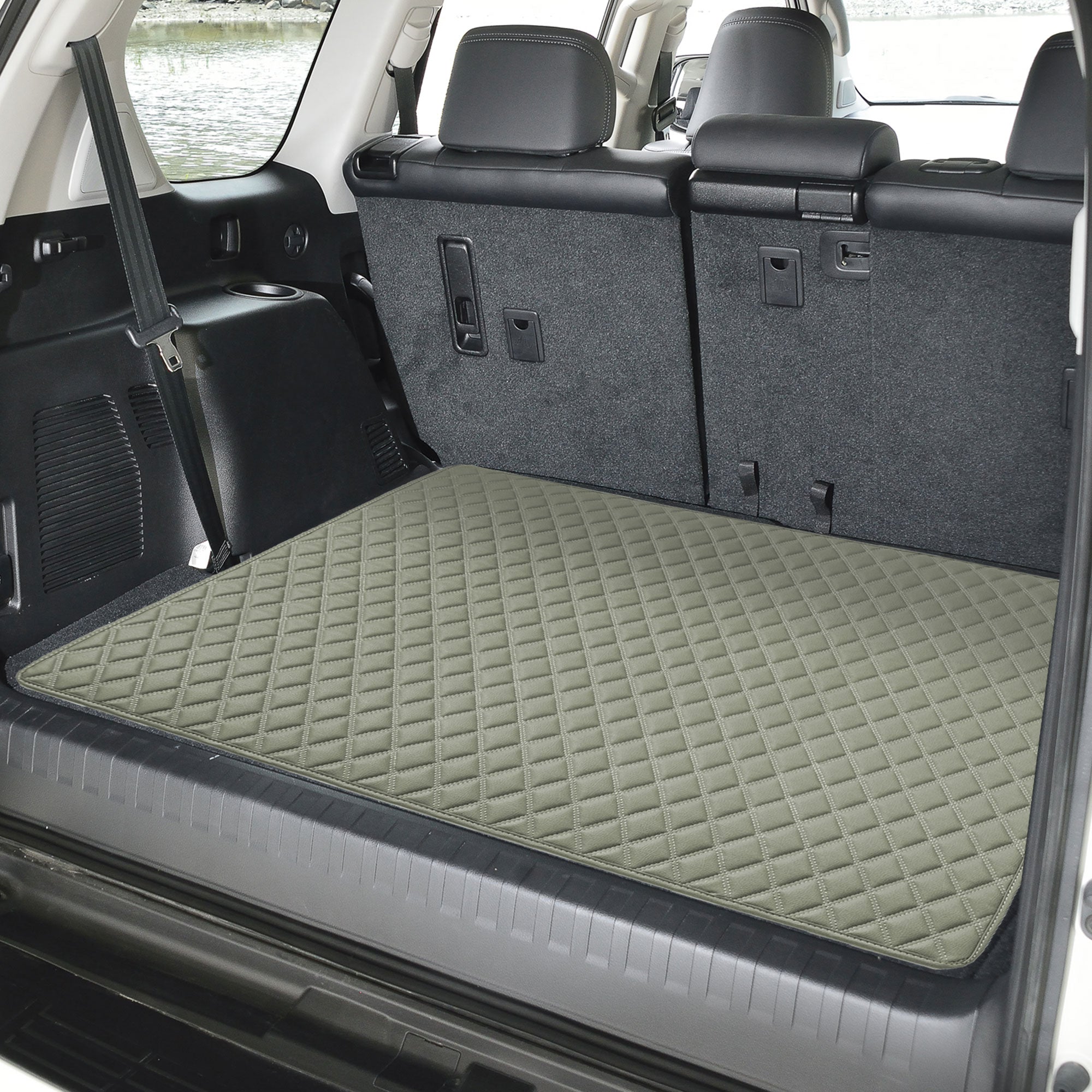 Deluxe Heavy-Duty Diamond Pattern Multi-Purpose Non-Slip Faux Leather Cargo Liner Gray, 32