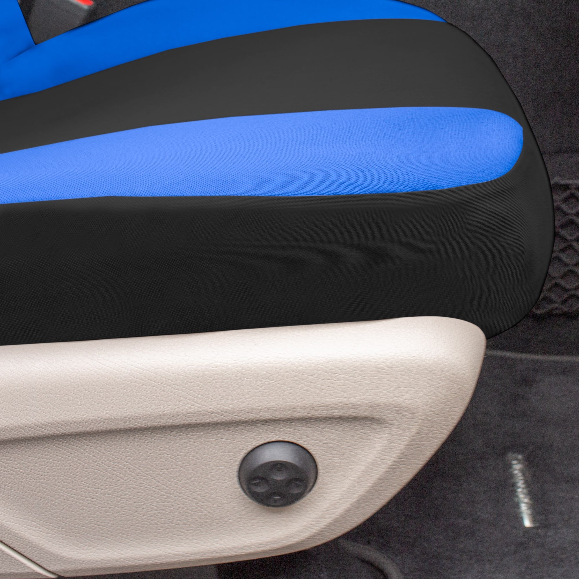 thumbnail image 2 of Yupbizauto Black Polycotton Universal Seat Cover Set With Floor Mats For Toyota Trucks & Cars 2 of 5