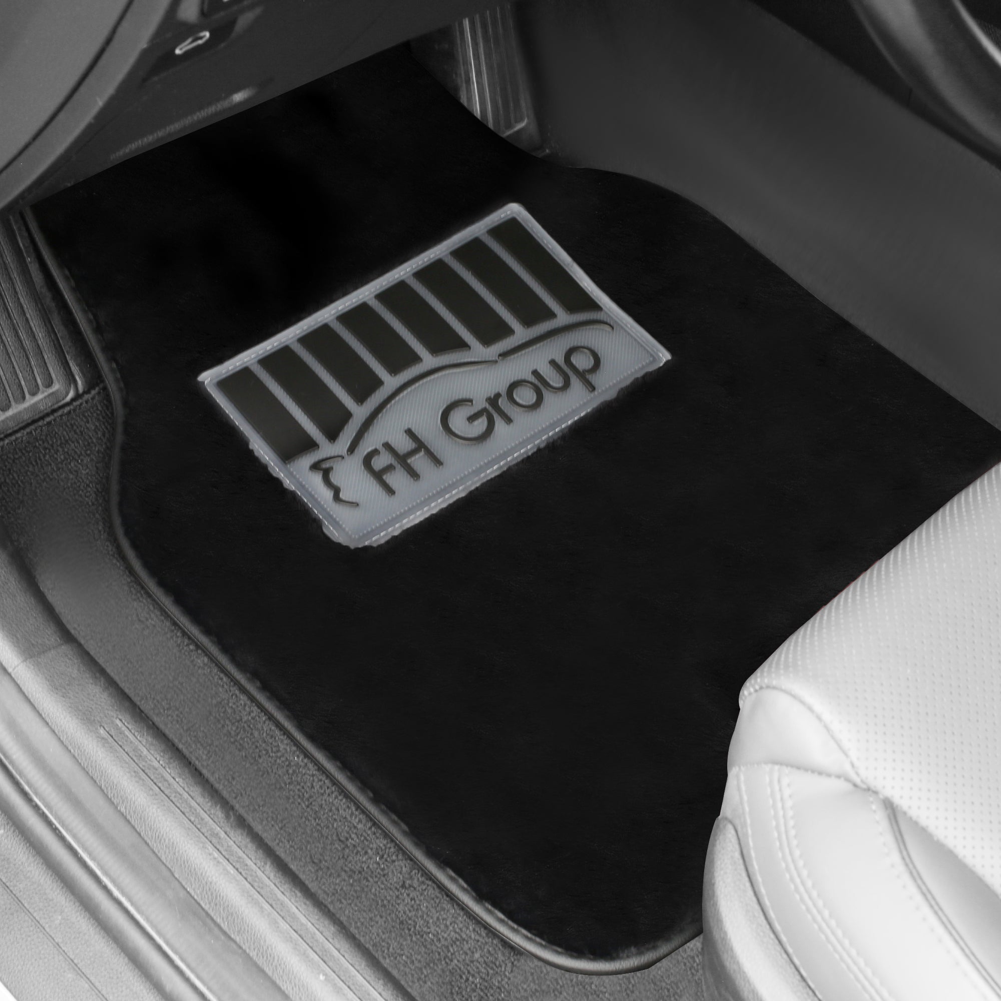 Doe16 Faux Rabbit Fur Non-Slip Floor Mats - Full Set Black